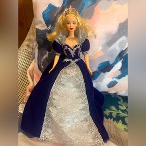 VINTAGE RARE Millenium Princess Barbie from 2000, in great condition!